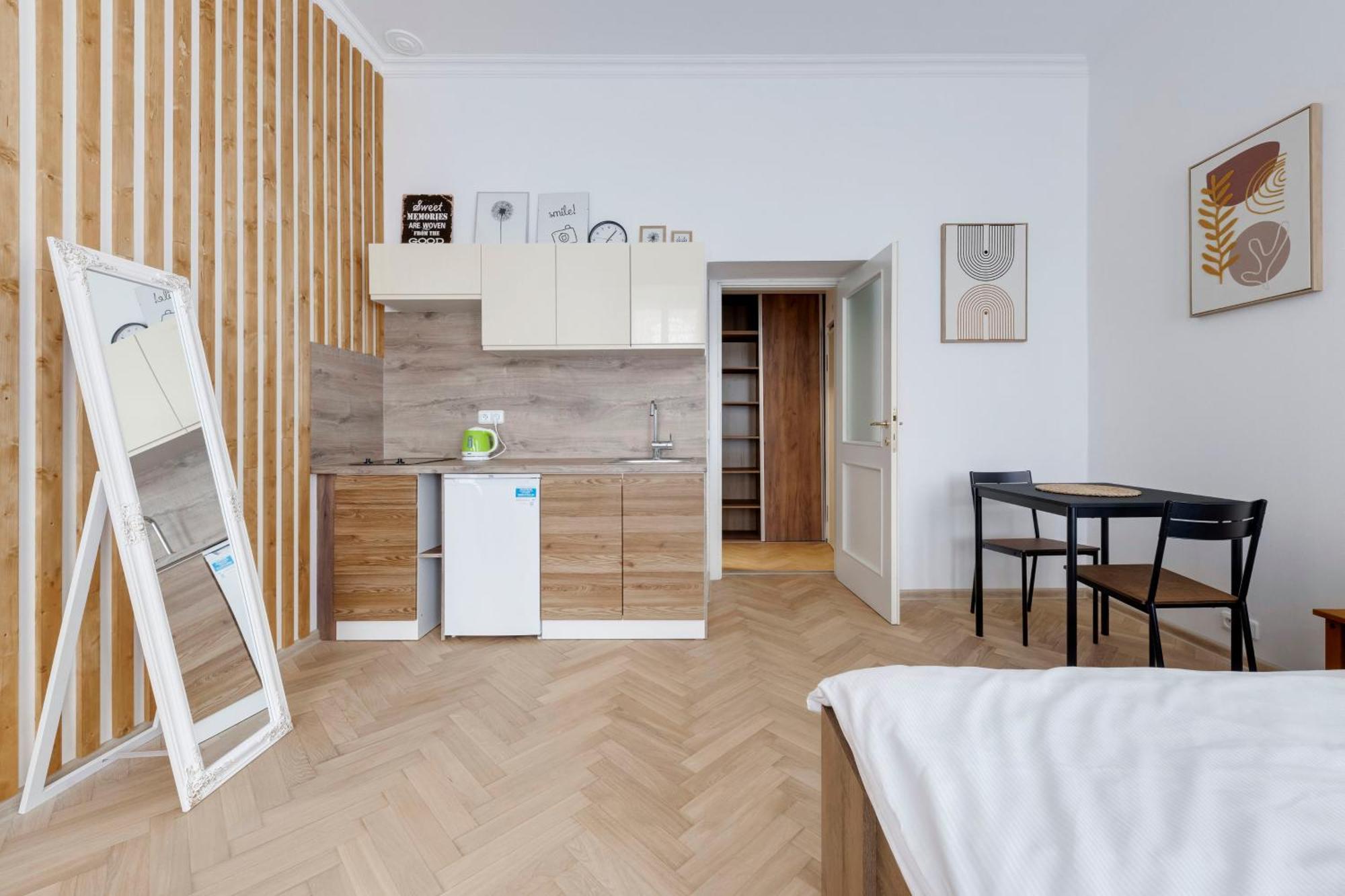 Vita Nejedleho Apartments Prague Exterior photo